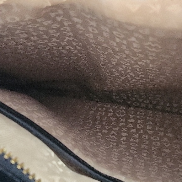 Kate spade black patent leather crossbody bag, with zipper top - Picture 6 of 6